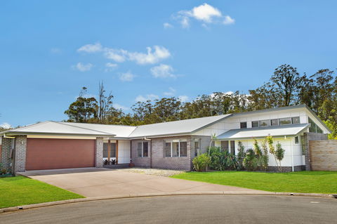 Lakeside Lodge Lake Cathie - eAccommodation 0