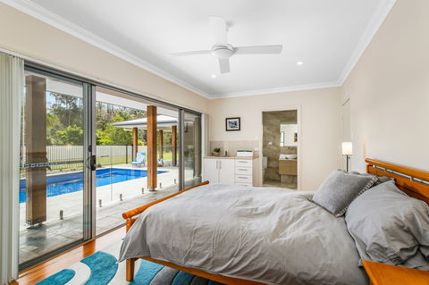 Lakeside Lodge Lake Cathie - eAccommodation 6