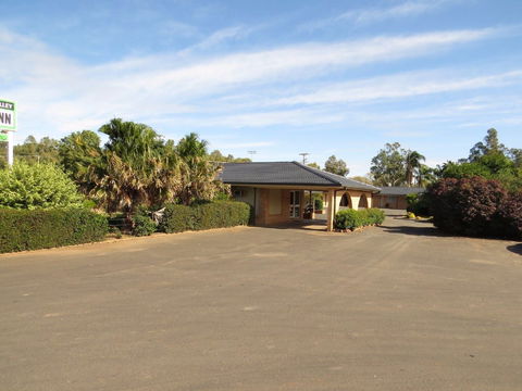 Macquarie Valley Motor Inn - eAccommodation 0