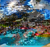 Nomads Airlie Beach - eAccommodation