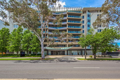 Pacific Suites Canberra - eAccommodation 1