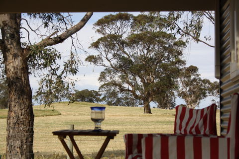 Rabbiters Hut - eAccommodation 2