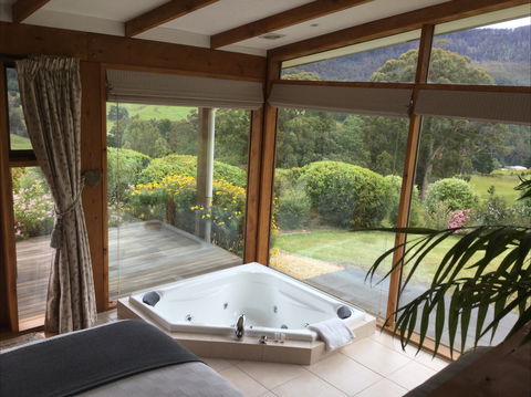 Shanleys Huon Valley - eAccommodation 1