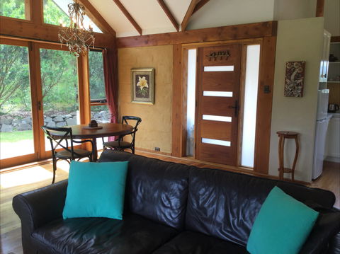 Shanleys Huon Valley - eAccommodation 2