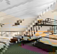 Solomon Inn - eAccommodation