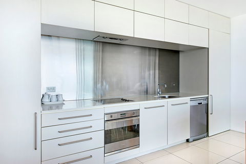 ULTIQA Air On Broadbeach - eAccommodation 9