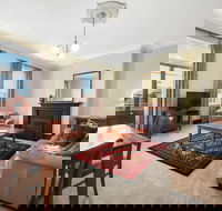 Apartments At York Mansions - eAccommodation