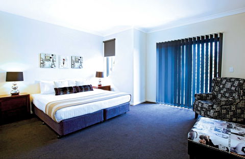 Astina Central Apartments - eAccommodation 2