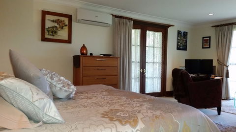 Bellbird Cottage Bed And Breakfast - eAccommodation 0