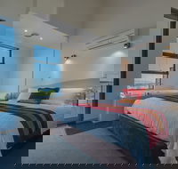 Cosy Corner Beach Apartment - eAccommodation