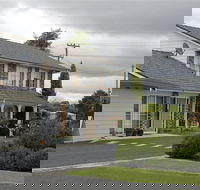 Country Road Caravan Park - eAccommodation