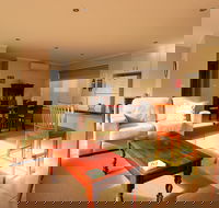 Hobart Villa on Moir - eAccommodation