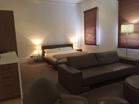 Ikon Hotel - eAccommodation 0