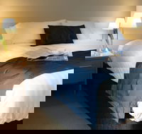 The Premier Hotel - eAccommodation