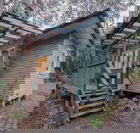 Toms Cabin - eAccommodation