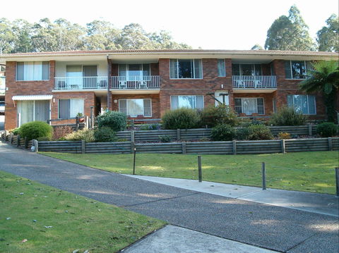 Lavender Point Holiday Units - eAccommodation 0