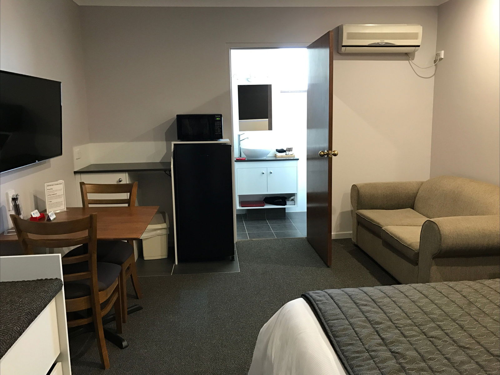 Hallsville NSW eAccommodation