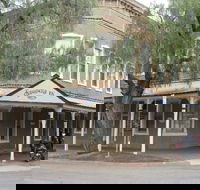 Steam Packet Inn - eAccommodation