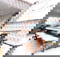 Stoke Beach House - eAccommodation