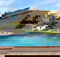 Sun Plaza Motel - Mackay - eAccommodation