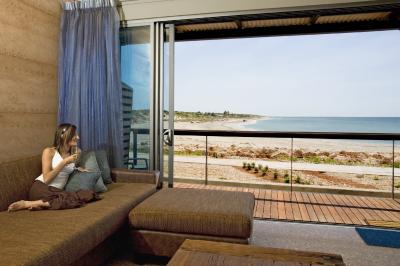 Novotel Ningaloo Resort - eAccommodation 1