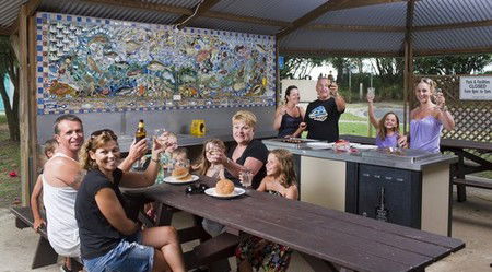 Scotts Head Holiday Park - eAccommodation 3