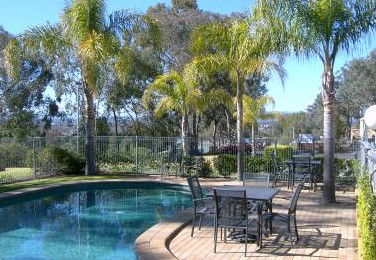 Commercial Golf Resort - eAccommodation 1