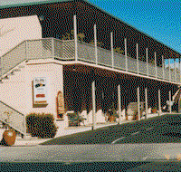 New England Motor Inn - eAccommodation