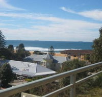 Avoca Palms Resort Apartments - eAccommodation