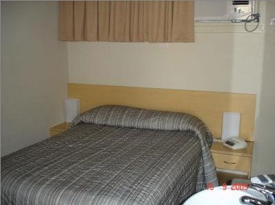 Bathurst Motor Inn - eAccommodation 2