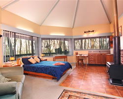 Possums Hideaway - eAccommodation 1