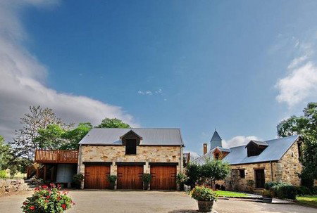 The Mews Studio Apartments - eAccommodation 0