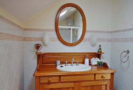 The Mews Studio Apartments - eAccommodation 2