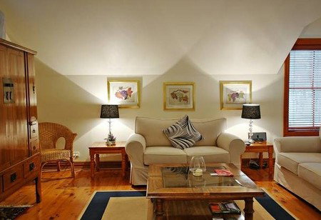 The Mews Studio Apartments - eAccommodation 3