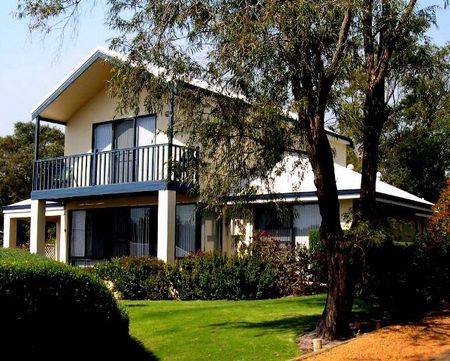 Walpole Bayside Villas - eAccommodation 0