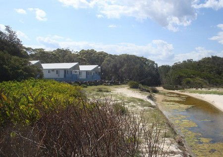 Racecourse Beach Tourist Park - eAccommodation 0