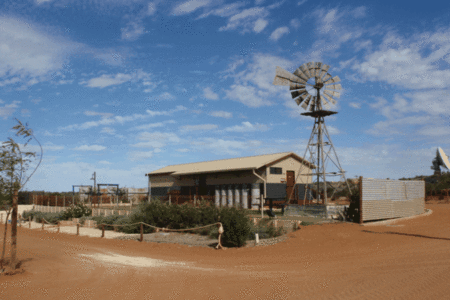 Capricorn Holiday Park - eAccommodation