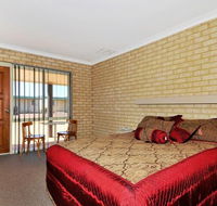 Drakesbrook Hotel Motel - eAccommodation