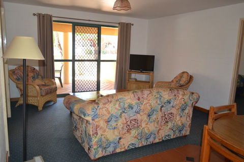 Cottesloe Beach Chalets - eAccommodation 7