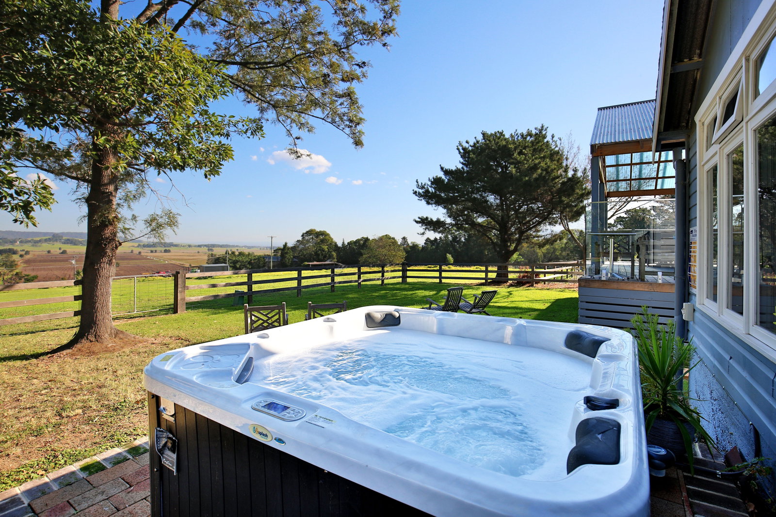 Far Meadow NSW eAccommodation