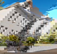 Bennell Georgian Townhouse - eAccommodation