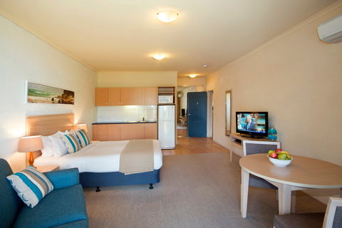 Chatby Lane Lorne - eAccommodation 2