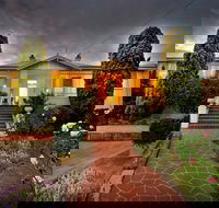 Dunmoylen House Bed and Breakfast - eAccommodation