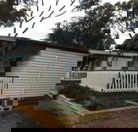 Lake Albert Caravan Park Meningie SA - eAccommodation