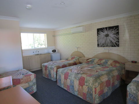 Manilla Motel - eAccommodation 2