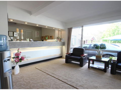 Molly Morgan Motor Inn - eAccommodation 0
