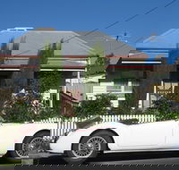 Peel Cottage - eAccommodation