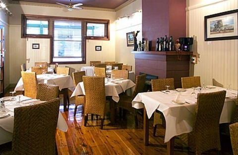 Royal Hotel Carcoar - eAccommodation 0