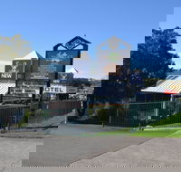 The Oaks Hotel Motel - eAccommodation
