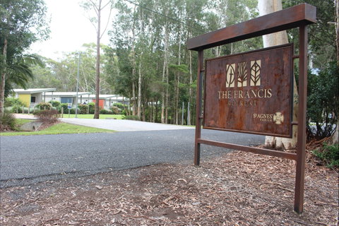 The Francis Retreat - Bonny Hills - eAccommodation 0
